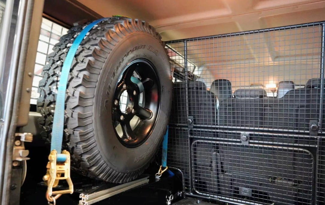 Land Rover Defender 110 TD4 - Imagen 14